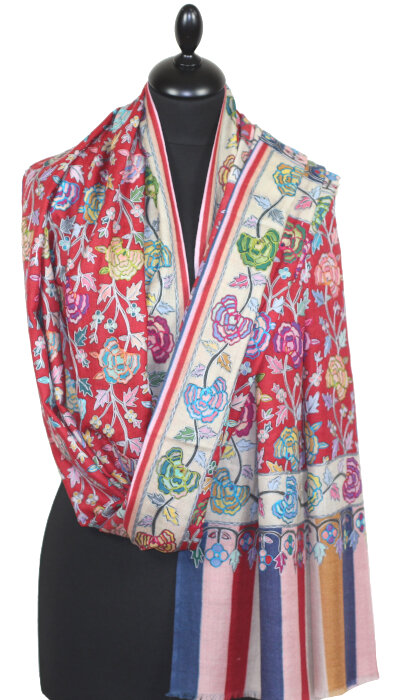 Étole Cachemire Rouge Floral Brodée