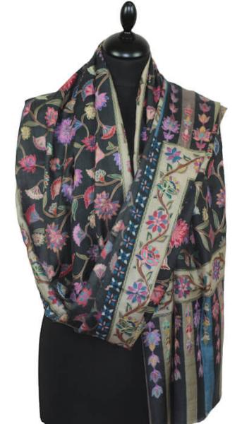 Étole Cachemire Noir Floral Brodée