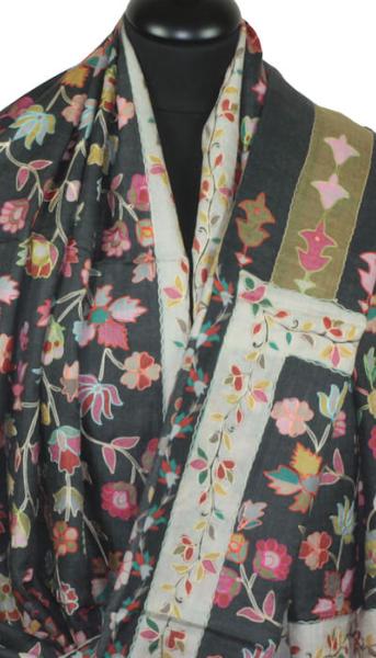 Étole Cachemire Noir Floral Brodée