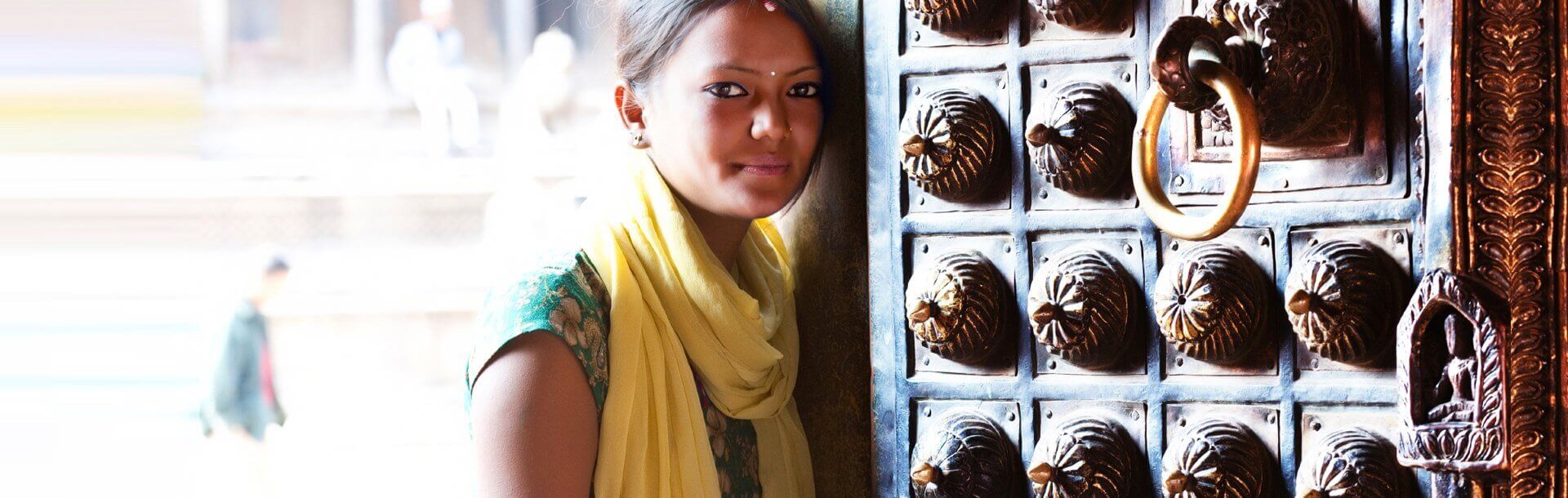 Pashmina et toles artisanales en cachemire et soie d’Inde et du Npal – Fleur du Npal